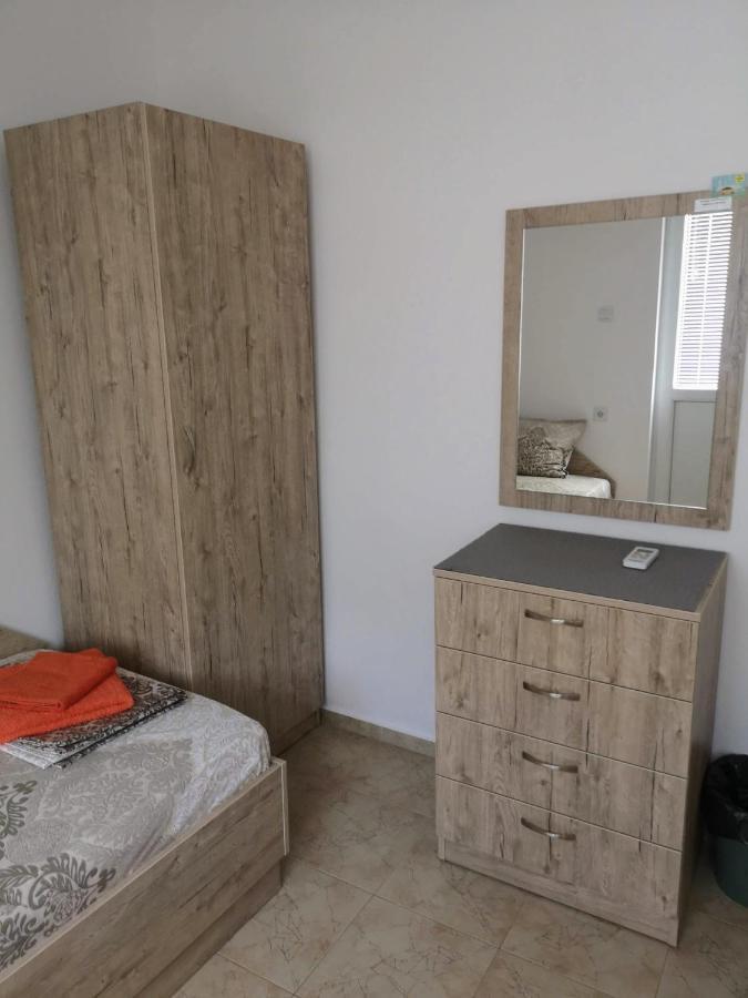 Apartment Elvira チェルノモレツ エクステリア 写真